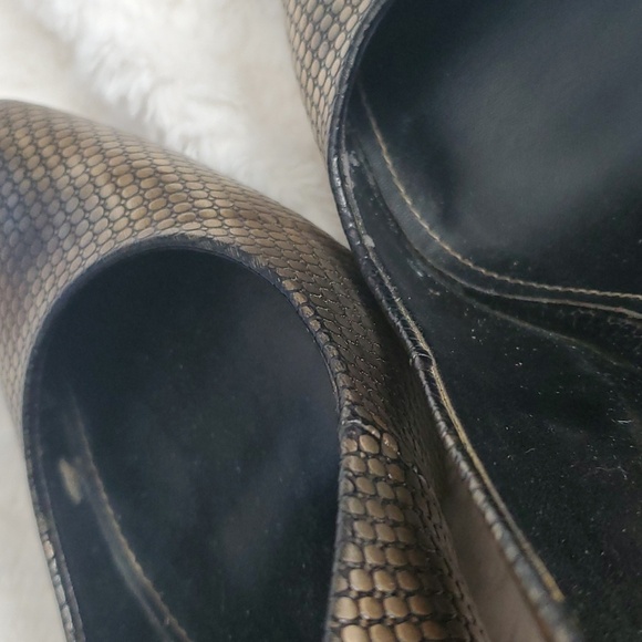 Charles by Charles David Heels Size 6.5 - Picture 9 of 9